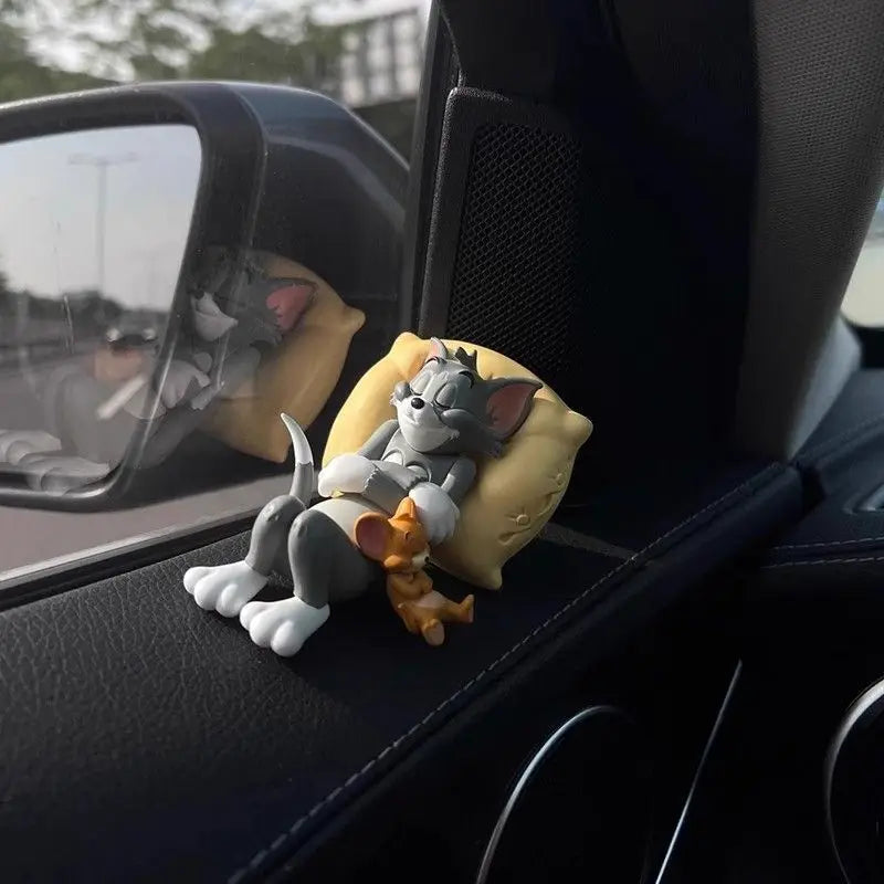 Kawaii Tom Jerry Ornament Cartoon Figure Mini Ornament Car Dashboard Interior Decor Desktop Office Display Accessory Gifts
