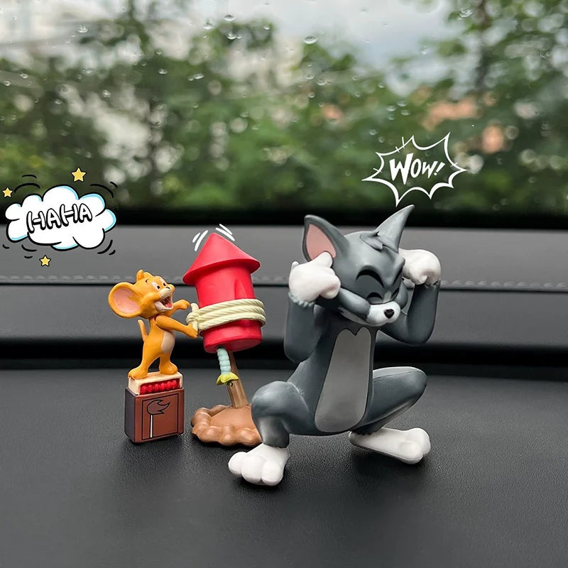 Kawaii Tom Jerry Ornament Cartoon Figure Mini Ornament Car Dashboard Interior Decor Desktop Office Display Accessory Gifts
