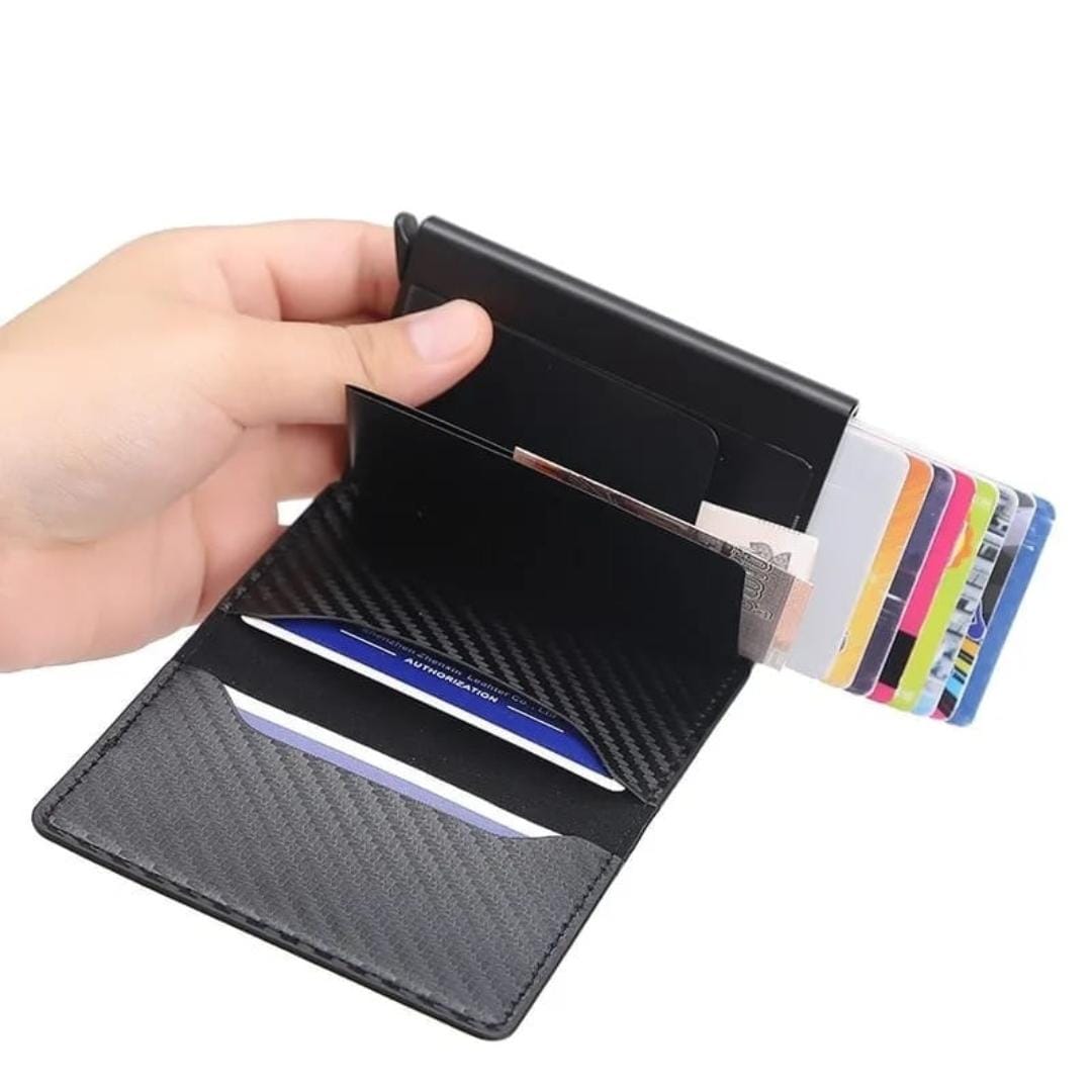 Billetera Tarjetero - Cuero Fibra Carbón con triple pliegue mágico negro RFID con botón